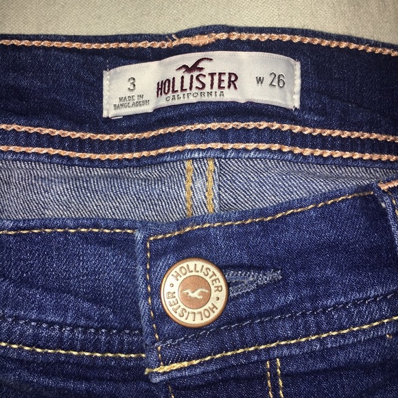 Hollister Low-Rise Short-Shorts - Picture 5 of 5